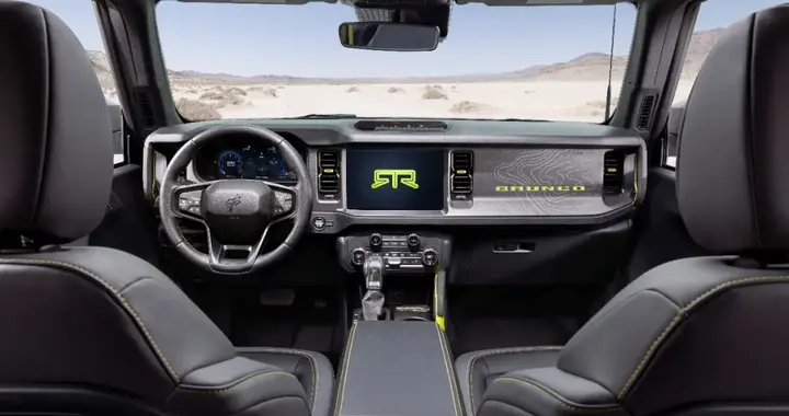 荧光绿点燃野性！2027烈马RTR内饰曝光：硬核还实用​