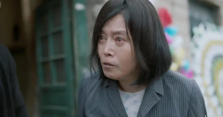 丁嘉丽，年轻时没管好下半身，如今为此付出代价，66岁依旧单身