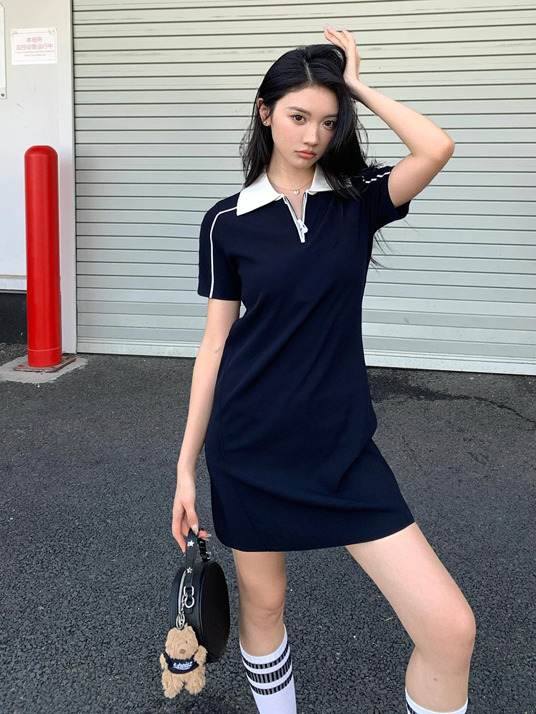 高品质原创设计感黑色休闲连衣裙