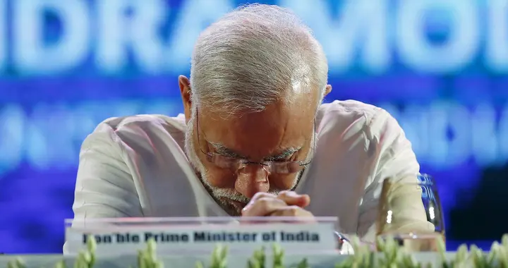 莫迪3个月前还在豪言壮语，3个月后被逼向中国求助