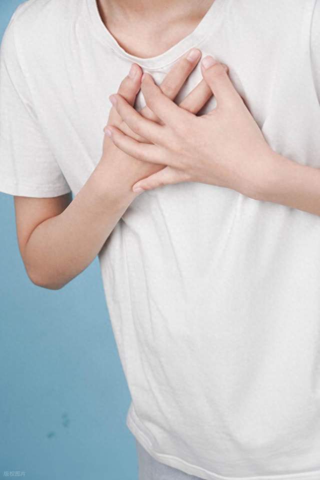 哪些人群首次体检更容易发现房颤？