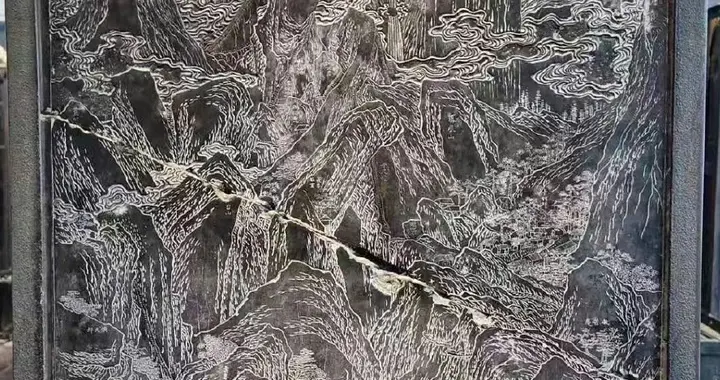 与大家分享欣赏一下西安碑林博物馆 几块石碑。