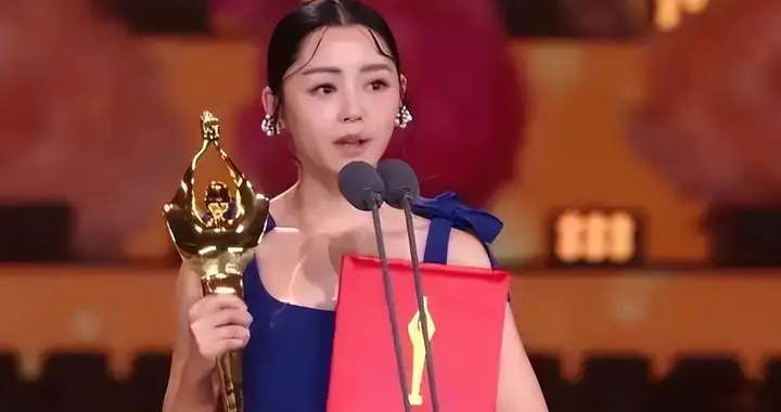 38届百花兰揭晓：梁家辉可惜，卫诗雅赢高叶夺影后，王骁实至名归