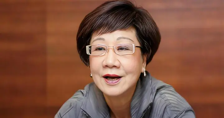 吕秀莲是想通了？不久之后给她发退休金的，必然是大陆的人社部！