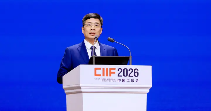 海尔周云杰：AI 无界，智造有根