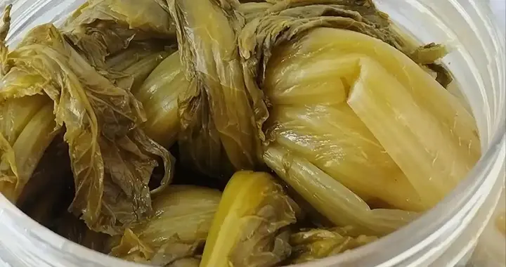 酸菜再次被关注！医生发现：糖尿病患者常吃酸菜，或出现4种变化