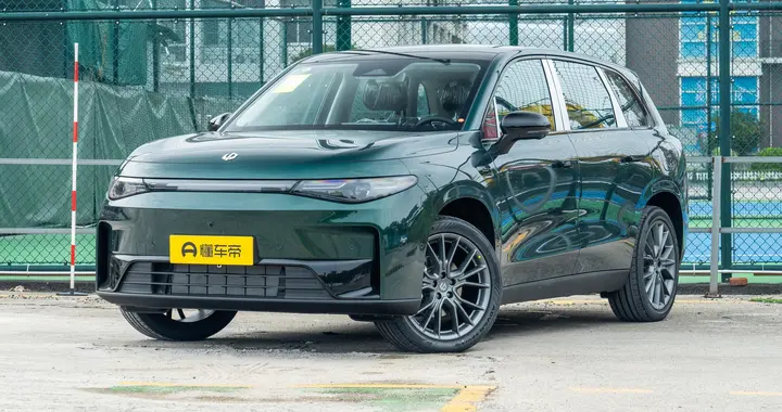 15万买SUV，千万别买"烂大街"的，这车性价比超高！