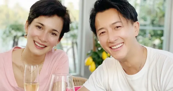 三手托新芽：韩庚卢靖姗的烟火幸福与“又升级”