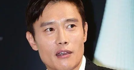 李秉宪：韩圈忠武路最“疯”影帝，因财阀兜底桃色不断、越作越红