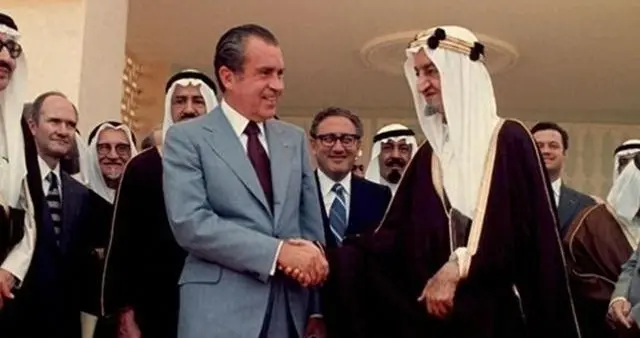 苏联犯的错，中国不能再犯，沙特不续约的背后，是中国的深谋远虑