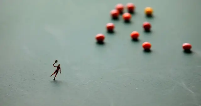 不必与他人做对比，经营好自己的生活足矣！
