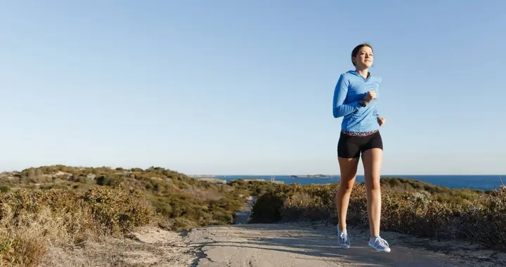 90年，跑步15年：坚持跑步的人比不运动的人强的不只是体力