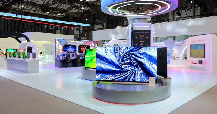 定义“屏宇宙”与AI应用创新，TCL亮相AWE2026