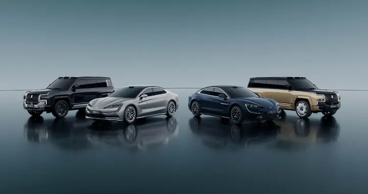 首发第二代刀片电池，5分钟充好9分钟充饱，仰望2026款三车上市