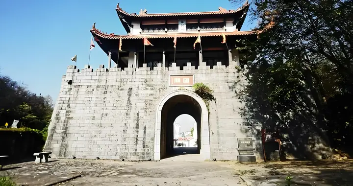 罢珠崖郡——汉代南海行政区划的变迁与历史意义