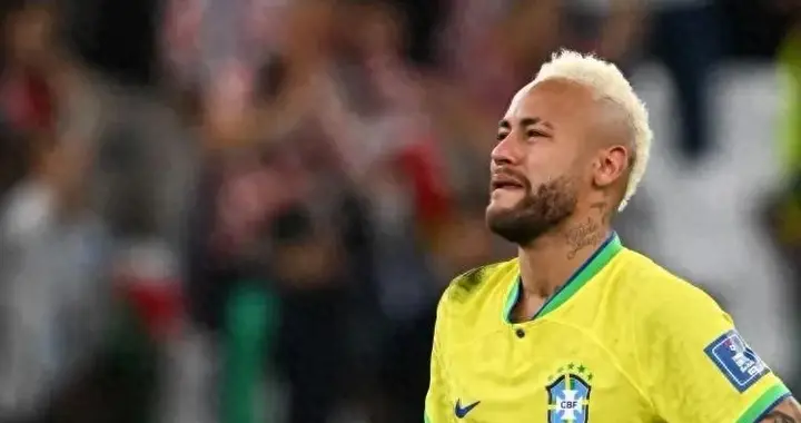 唉，看到内马尔又落选，咱这老球迷心里真不