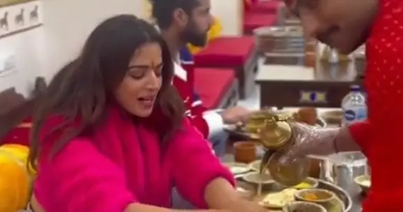 正常情况，印度人一天洗几次手？