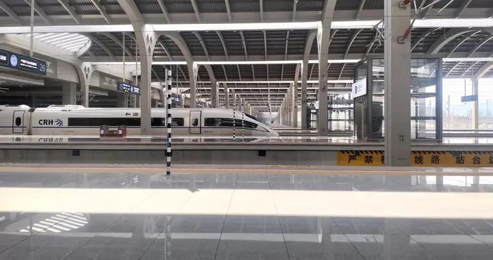 重庆东站首个春运客流量不是太大，其实也在情理之中