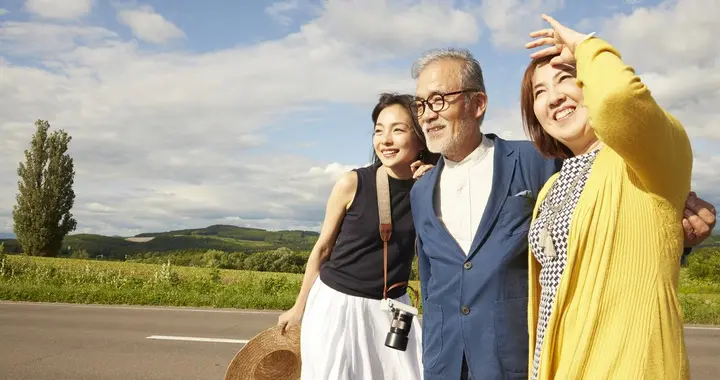 和70多岁的父母同住3年，我才明白：我的孝顺，并不是父母想要的