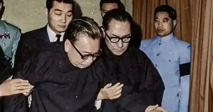 宋美龄“爱权”特性，在蒋介石死前，她主导的三次大折腾上被体现