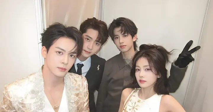 2025尖叫之夜杀疯了！白鹿曾舜晞再合体合唱，这波回忆杀谁顶得住