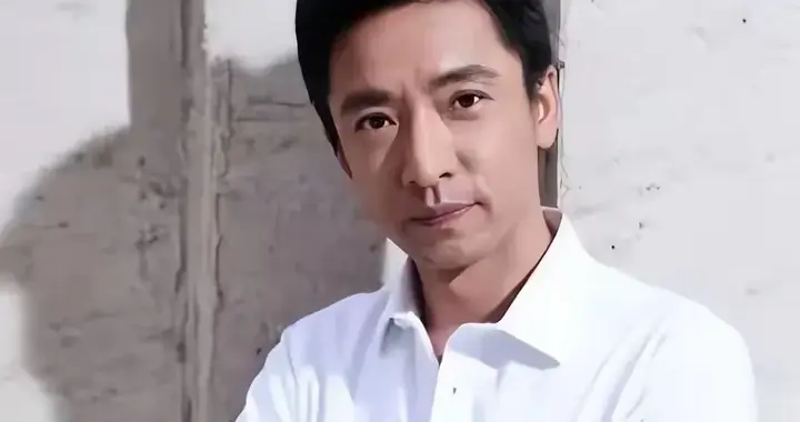 中戏招考报录比几百比一 闫家三个入读近乎奇迹 张雪峰扒光艺术黑幕