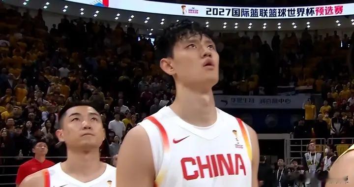 正在直播：澳洲日本开门红，中国男篮首节溃败韩国，首发一塌糊涂