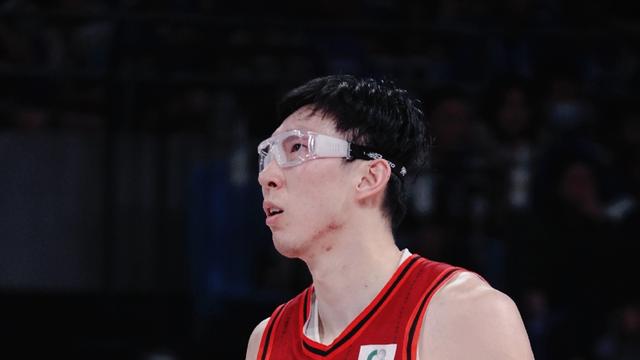 秋风画扇：不吹不黑，今日国内三大内线周琦