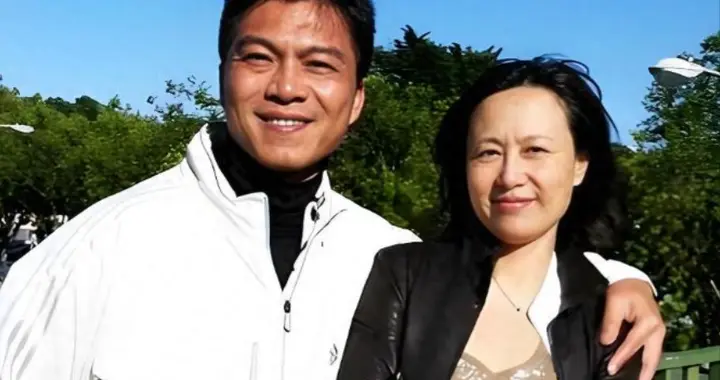 娶了著名女演员38年，生下两个漂亮女儿，如今61岁活成人生赢家