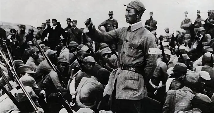 美军扔掉的汽油桶，被中野改成令敌军胆寒的“没良心炮”