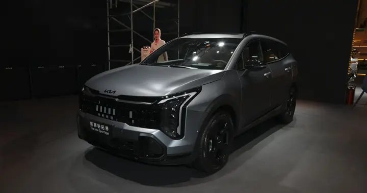 将“价格战”打到底！新款起亚狮铂拓界上市，一口价10.99万起