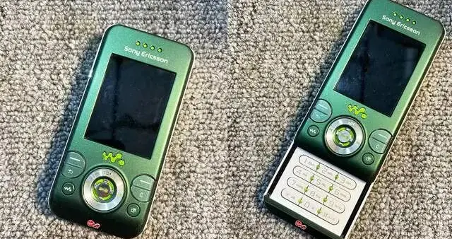 【手机—索尼爱立信w580i】内置专业音乐播放器，这款2.0英寸小屏滑...
