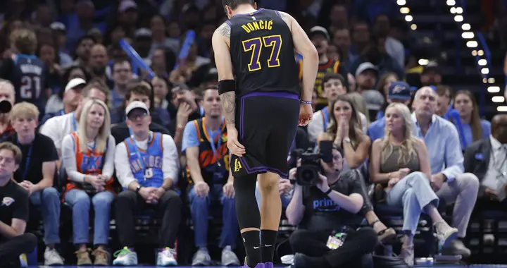 湖人形势危急，东契奇该冒险复出吗？