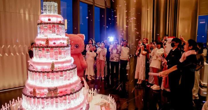 「绒」城绮梦，「香」拥圣诞