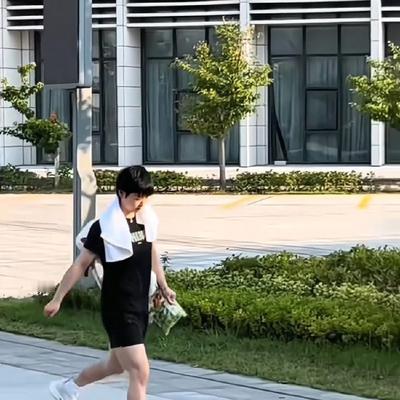 薄叶荷0228：全世界最好看最可爱的女孩