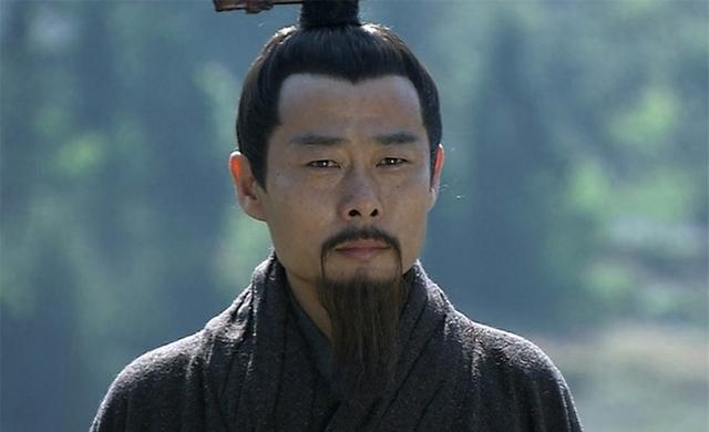 诸葛亮骗他，周瑜怼他，关羽瞧不起他，唯独曹操连做梦都想掐死他