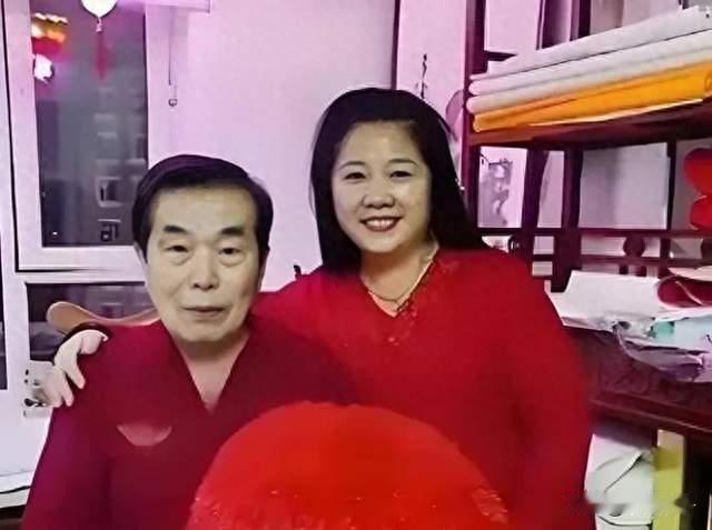 爆瓜！80岁何庆魁官宣新恋情 赵本山送房助攻