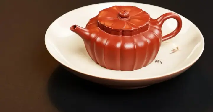 鸣远菱花：日常茶事，器以载美