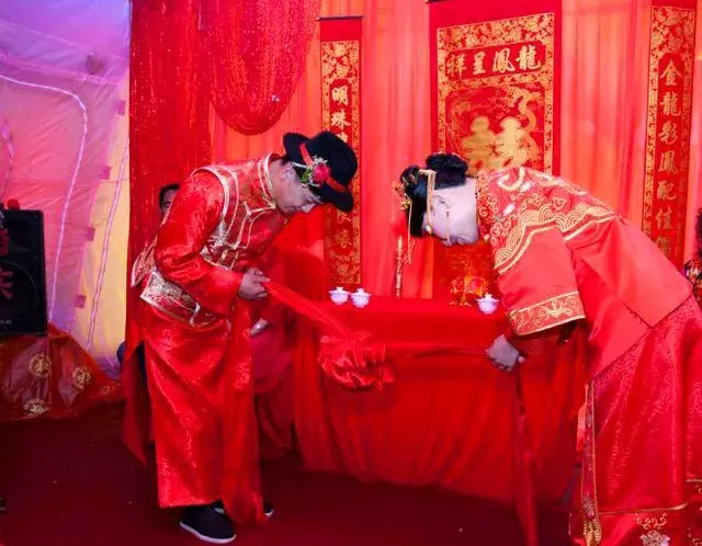 2024年全国结婚登记数为610.6万，彩礼其实不是罪魁祸首！