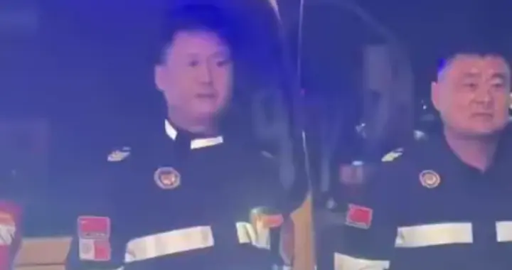 千里弓背作人梯，齐鲁担当暖八桂