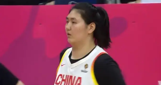 李月汝打的啥啊！中国86：76南苏丹，隋菲菲一句话道明赢球原因！