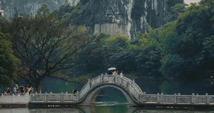 高铁直达！适合女人一个人旅行的5大城市，累了就去小住三五天！