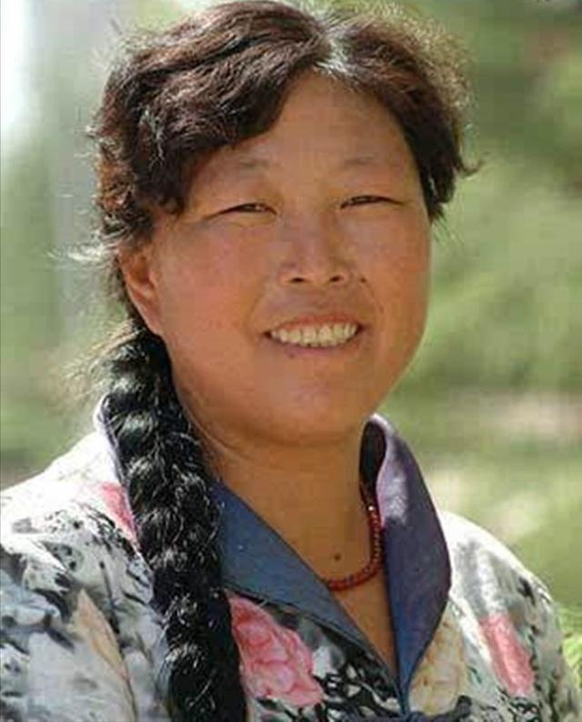被迫嫁人，4平米的婚房，天崩开局，她却活出不一样的人生