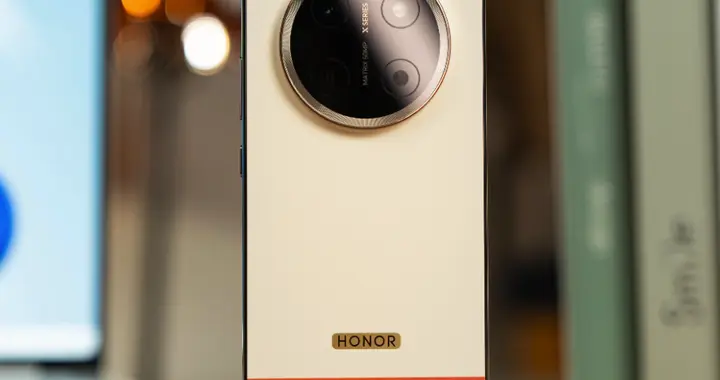 荣耀打破吉尼斯续航纪录，11000mAh+10米防水+摔坏包换，1699元