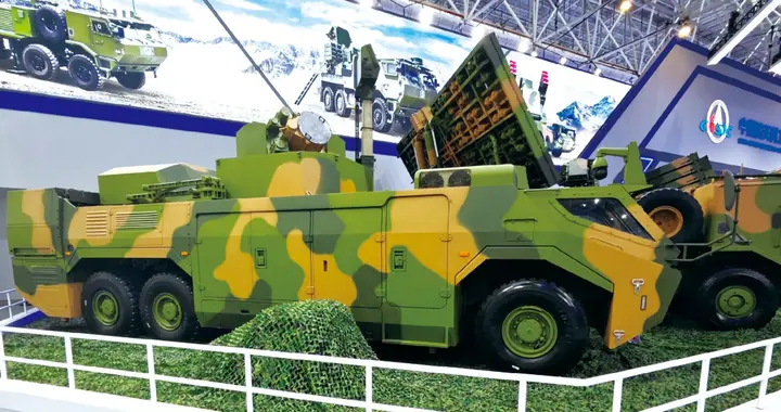 中美激光武器射程对比：美国可达5000米，中国LW-60射程有多远？