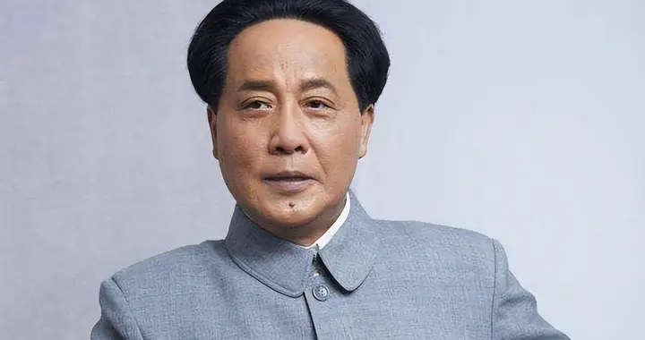 王霙：我愿用一生走好扮演毛主席的长征路！