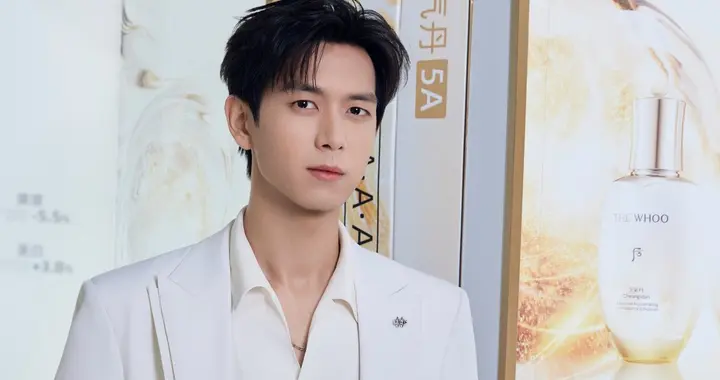 李现这颜值，线下线上都绝杀啊！
