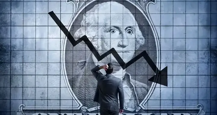 美元为何屹立不倒？五大根基支撑，崩盘论可休矣！