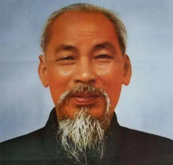 谁敢动中国我就灭谁！这两国曾向全球发出警告，如今却瞄准中国