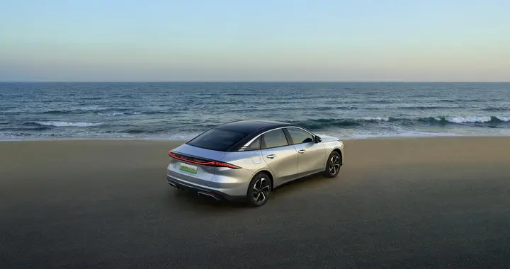 7.78 万起 + 2000 公里续航 银河 L6 EM-i 重构日常...